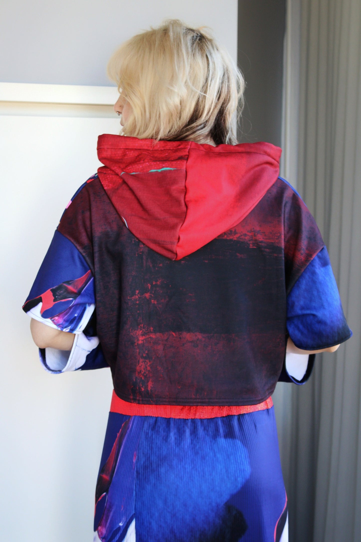 Blue Wave Cropped Hoodie